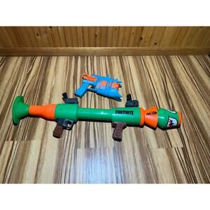Nerf x Fortnite Rocket Launcher/Primal Blaster Set of 2